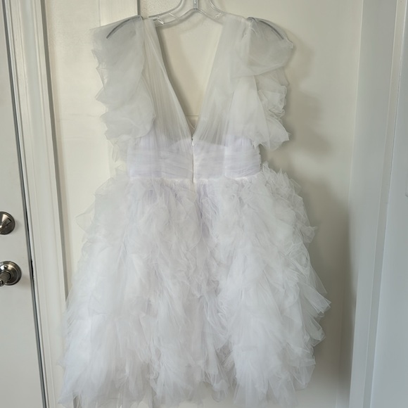 NWT Mac Duggal Tulle Flutter Ruffled V-Neck Tiered Mini Dress Size 4 - Picture 7 of 12